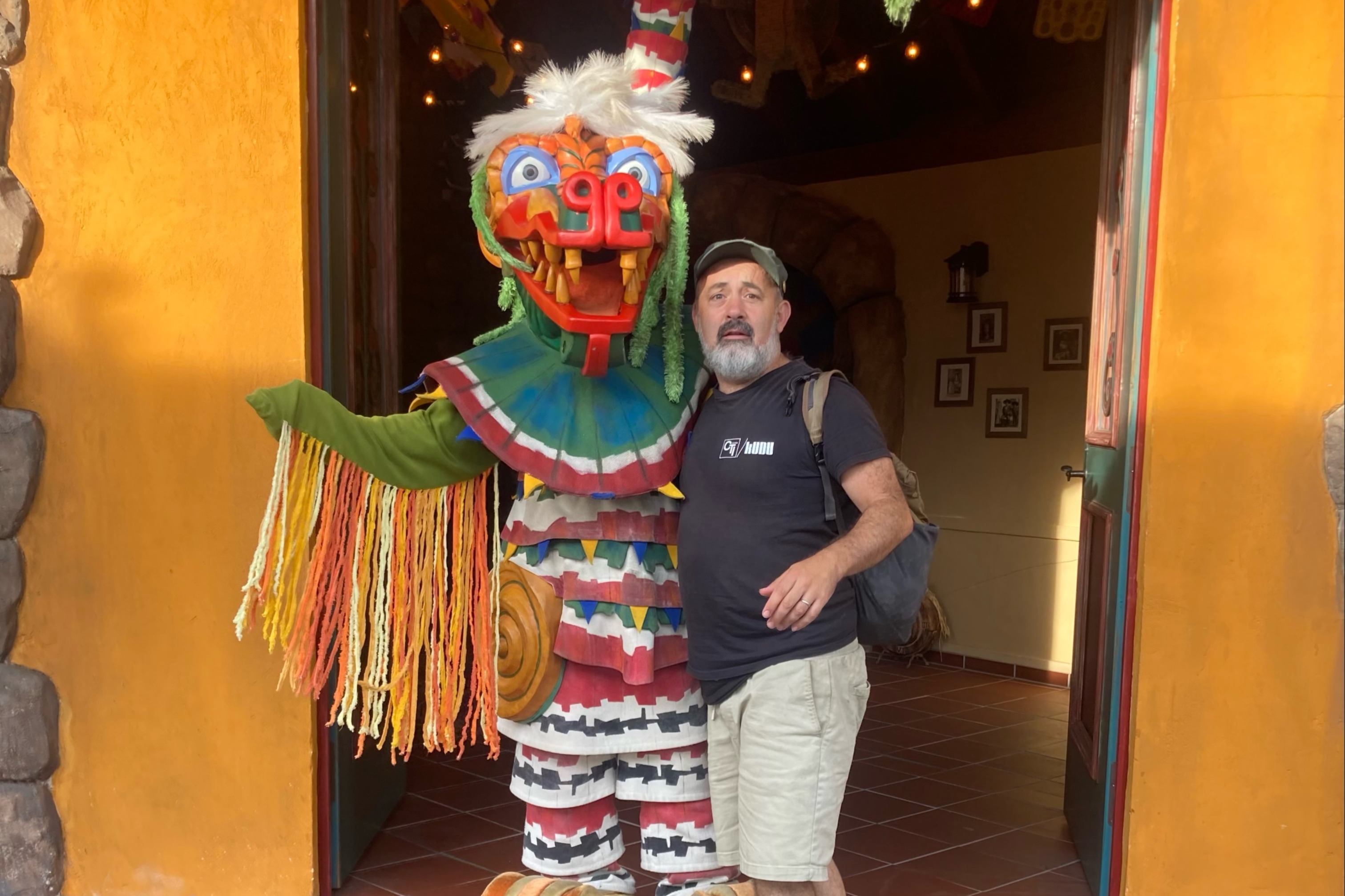 Outsiders: Songs Of Insolence w/ Andy Votel