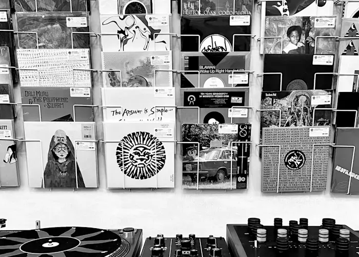 Outsiders: Serendeepity