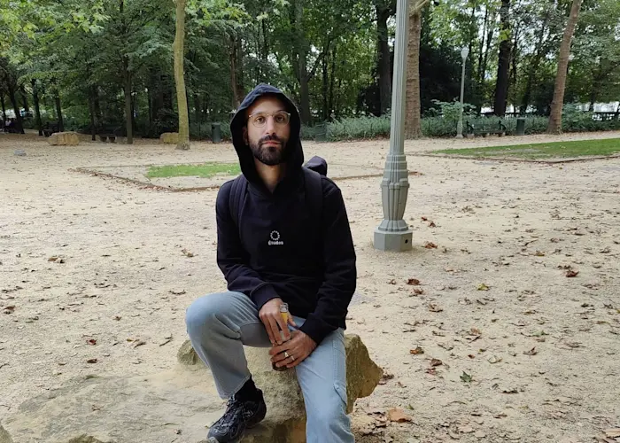 Efja w/ Lunar Convoy