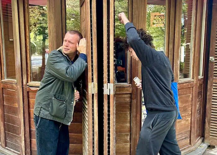 NiXiE invites Wolmoth