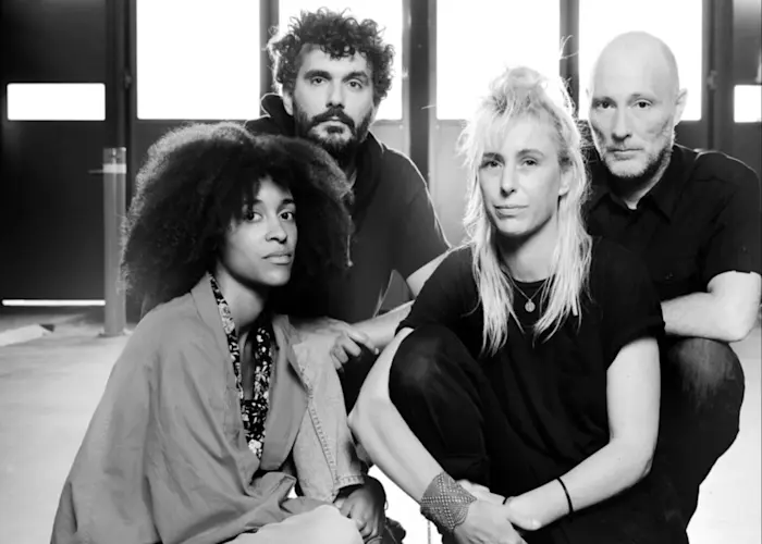 Outsiders: Bongo Joe Records w/ Tout Bleu