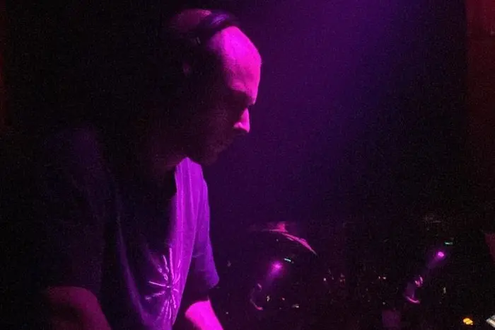 Outsiders: Proxima w/ Pierre B