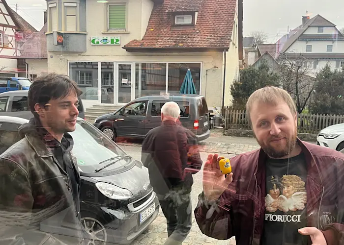 Outsiders: Bureau B w/ Neuzeitliche Bodenbeläge