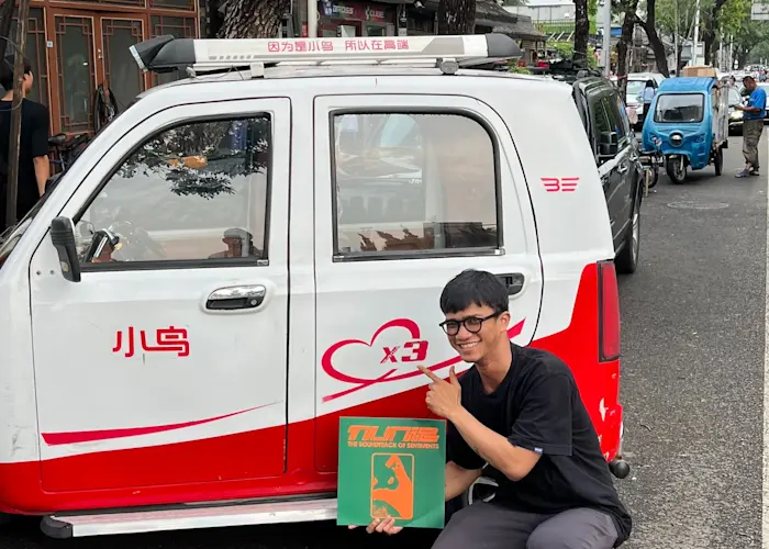 Outsiders: Fauve Records w/ Munir