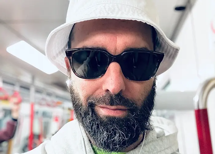 Think Outside The Kiosk w/ Lefto Early Bird (Live from Hong Kong)