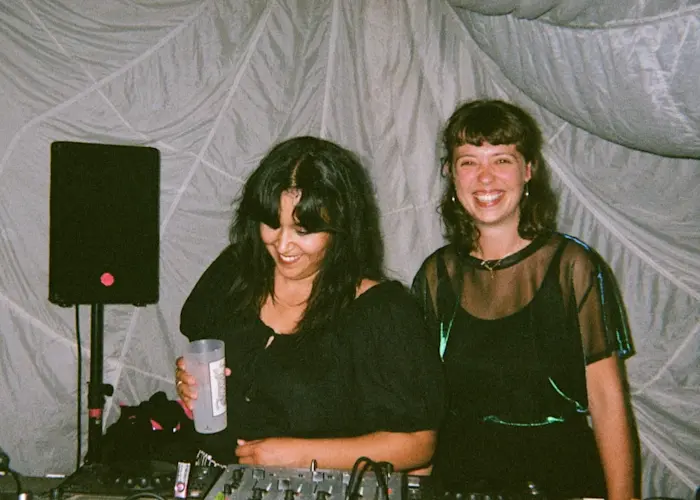 Outsiders: Demord Enregistrements w/ Kikkogal (Chaar de France & Delphine Demord)