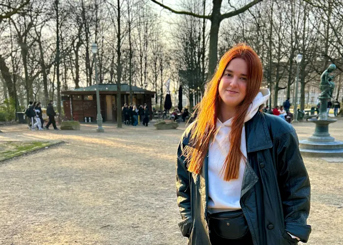 Rebel Up w/ Red Bananna