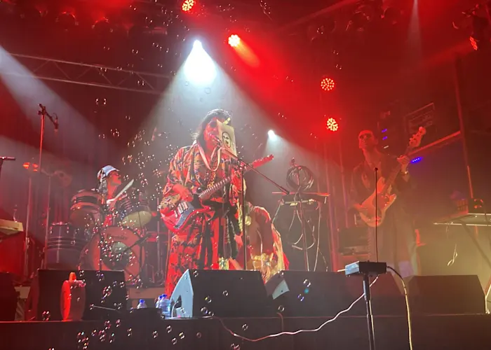 Outsiders: Showa Kayo Hit Parade