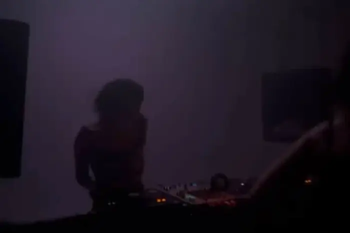 Outsiders: Cozi w/ softi (Live at Life Of (NYC))