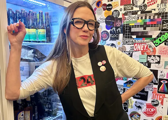 FOR THE BIRDS w/ Christine Renée