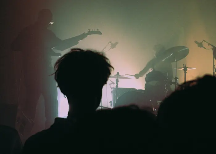 OUTSIDERS: Rắn Cạp Đuôi Collective