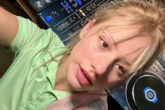 Lili Molli Shina