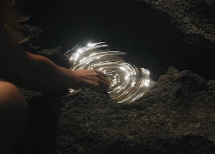 Outsiders: Siren Calls / Summon Your Inner Healer Through Sound w/ NiXiE