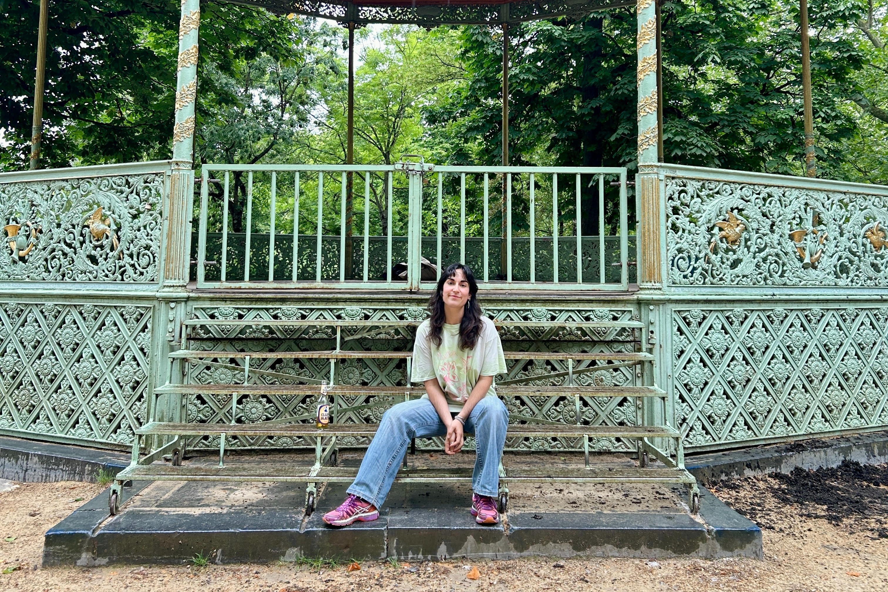 Sarah Wanita