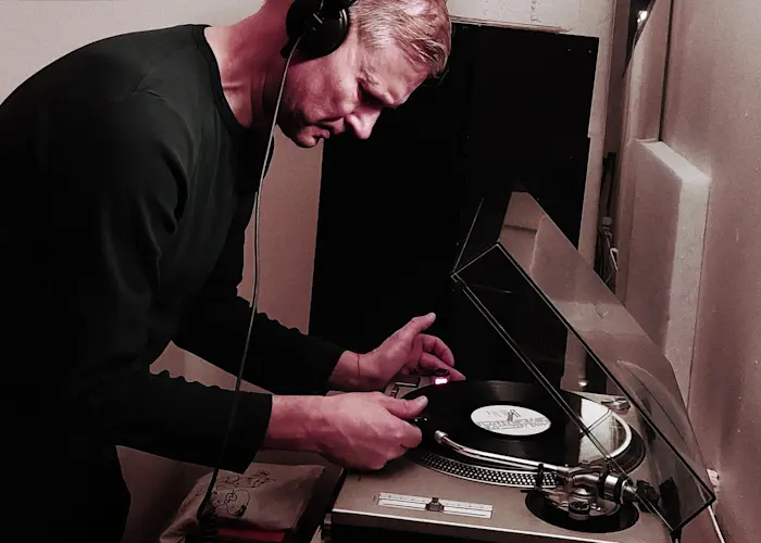 Outsiders: Sähkö Recordings w/ Tommi Grönlund