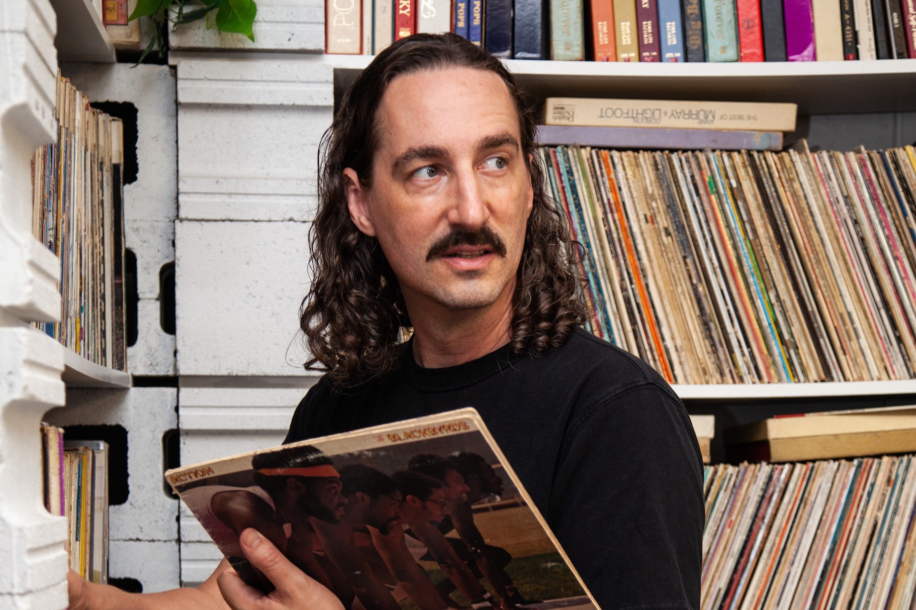 Outsiders: Invisible City w/ Alister Johnson