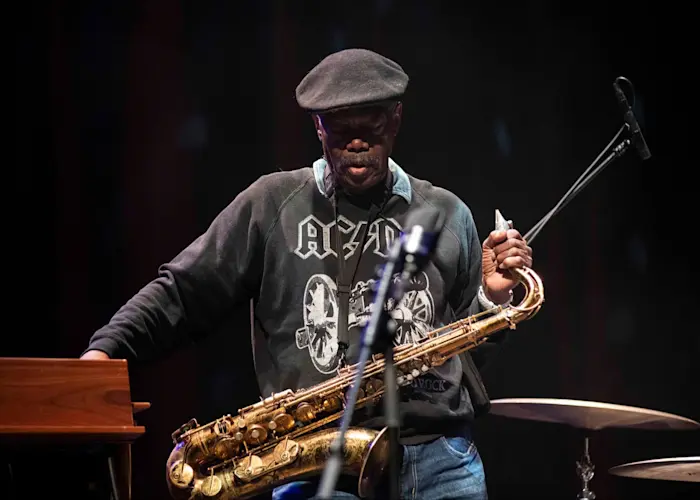 Outsiders: OTOROKU: Archive Find: Steve Noble in conversation with Joe McPhee