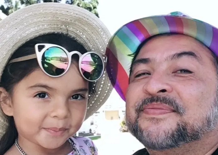 Outsiders: Street Corner Music w/ House Shoes