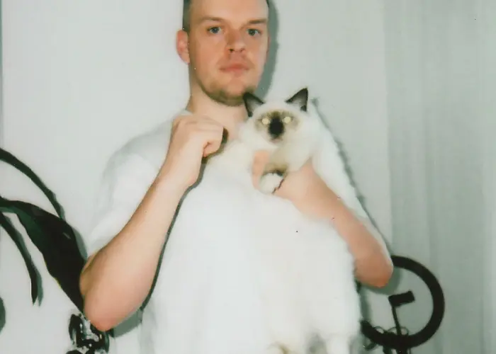 Outsiders: Low Budget Family w/ Andrei Zhilin