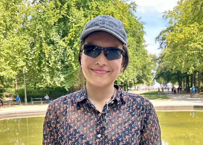 Many Worlds Radio w/ Liew Niyomkarn