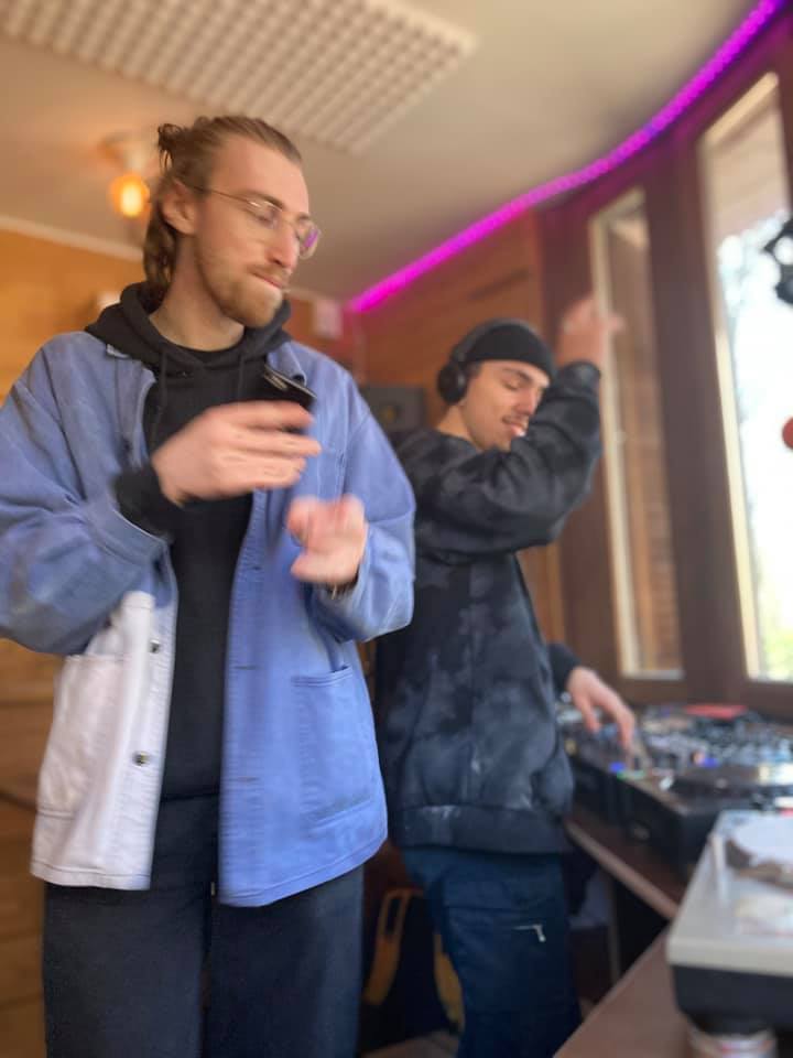 Yooth B2B O`Simmie 