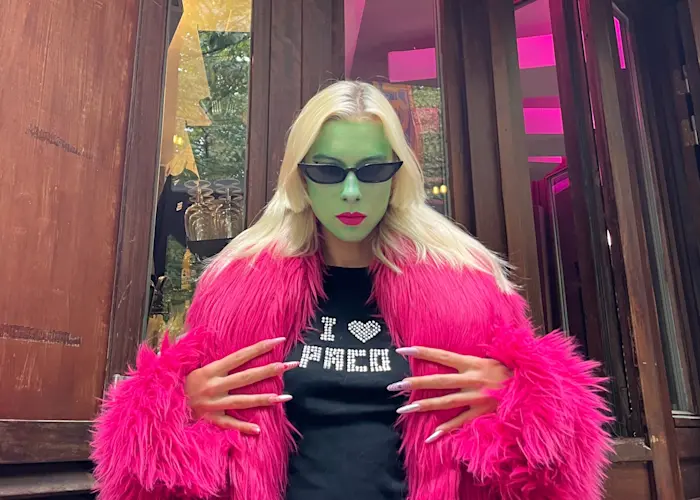 Lovegroove w/ Dana Montana