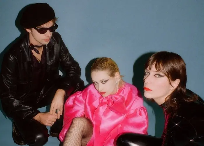 Outsiders: Bongo Joe Records w/ Baby Berserk