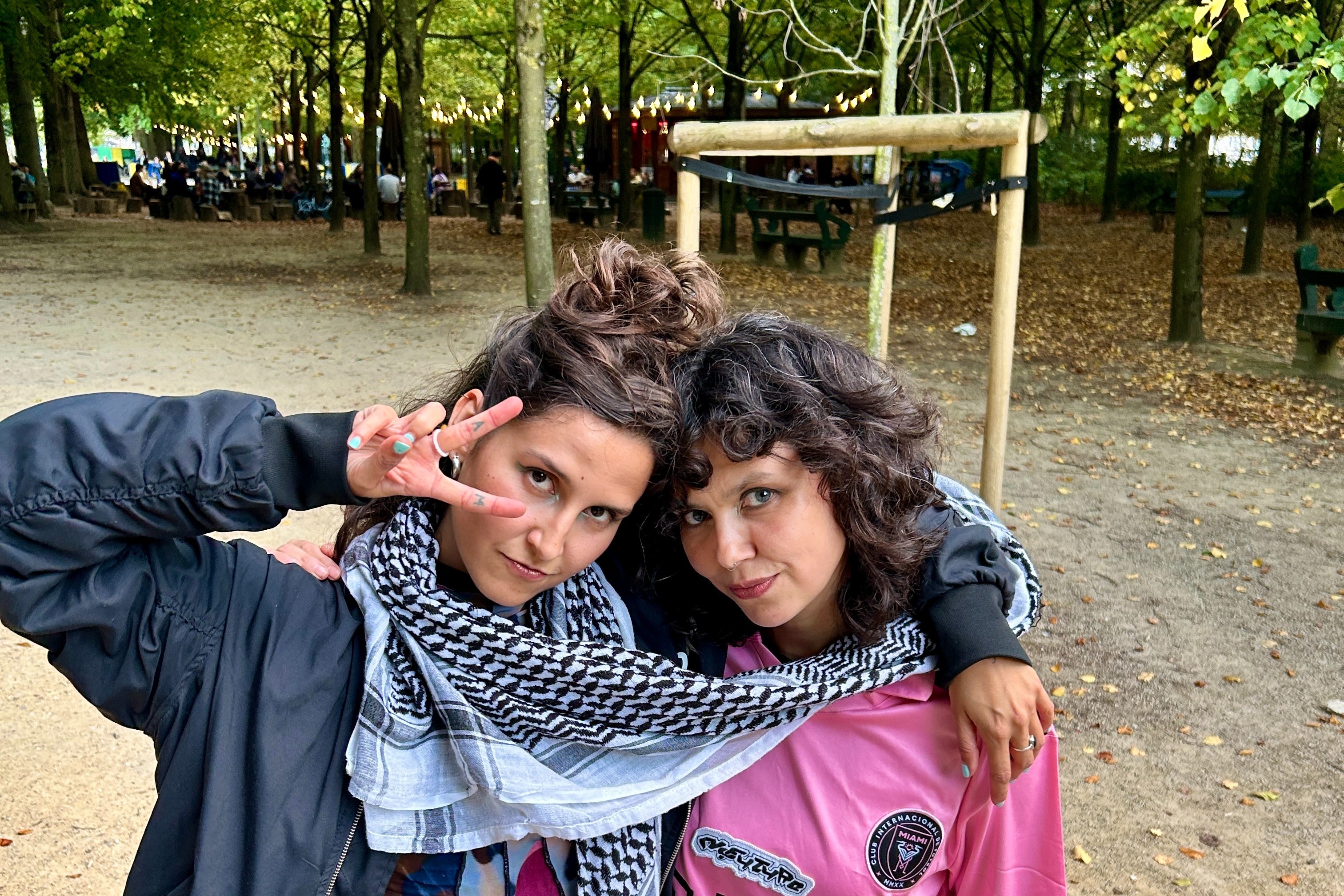 NOFUTUREBERLIN w/ Paulah & Paulawar