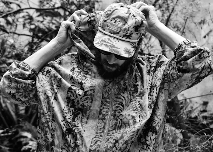 Outsiders: Calypso Records w/ Thomass Jackson