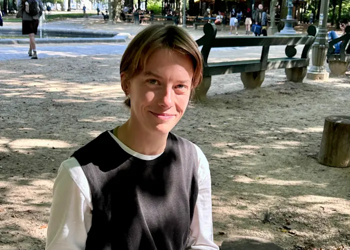 UNBURDENED BONES w/ Lazzaro