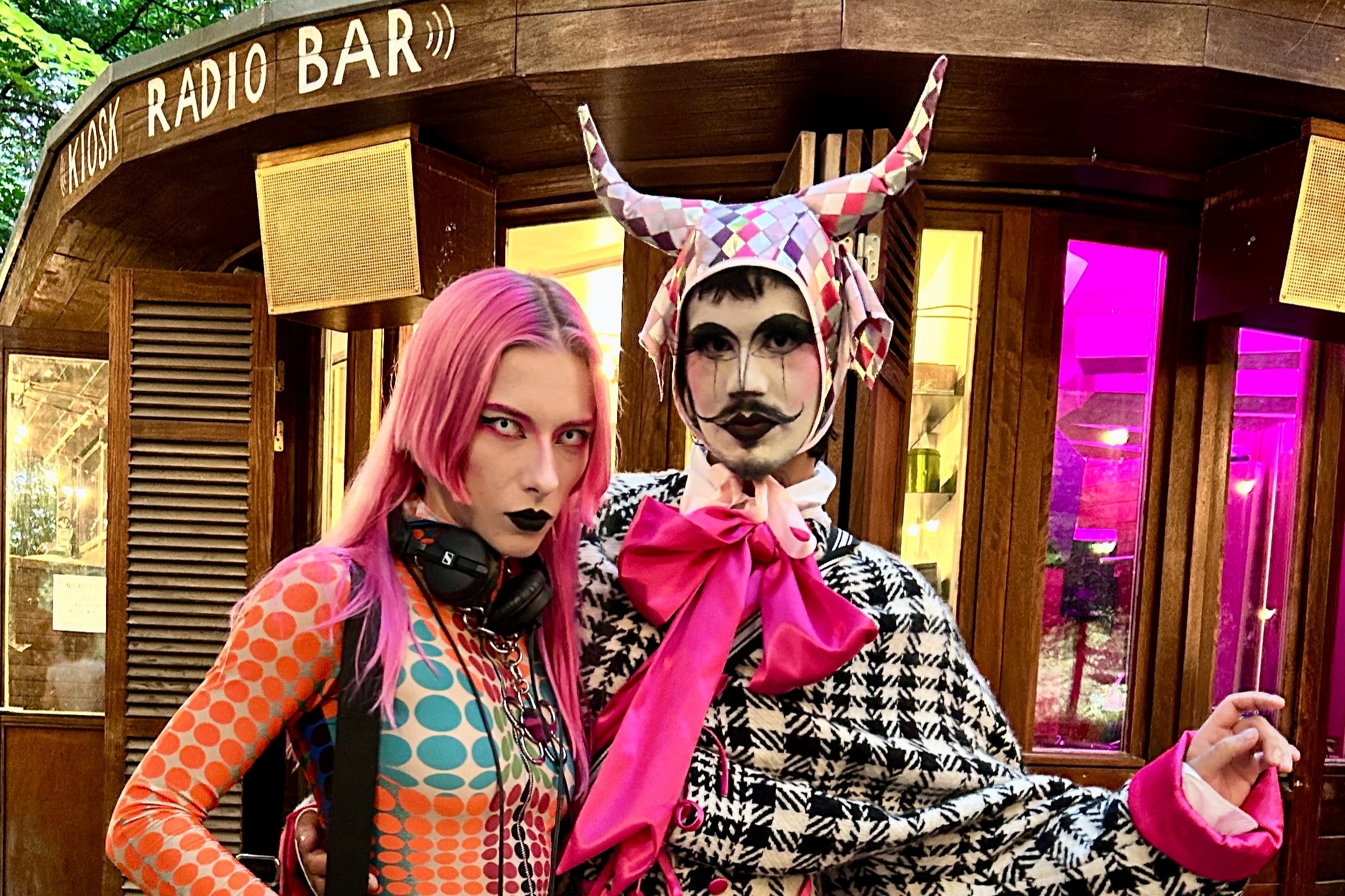 Dana Montana & Babu present "Girls @ Work"