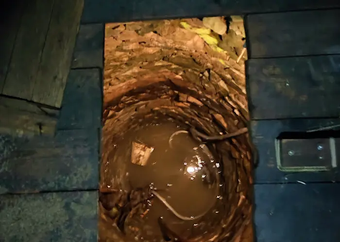 Outsiders: holding hands w/ Lloydfears