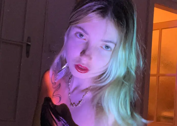 Outsiders: Slow Motion / Wrong Era w/ anbu