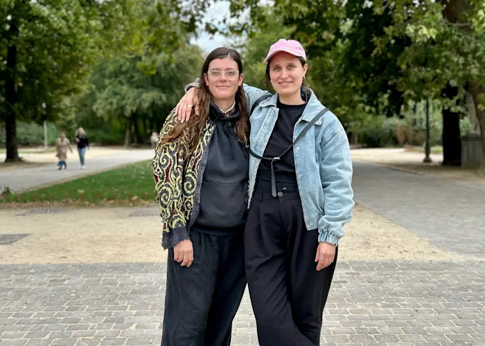 UNBURDENED BONES w/ Dj Iris & Nele De Gussem