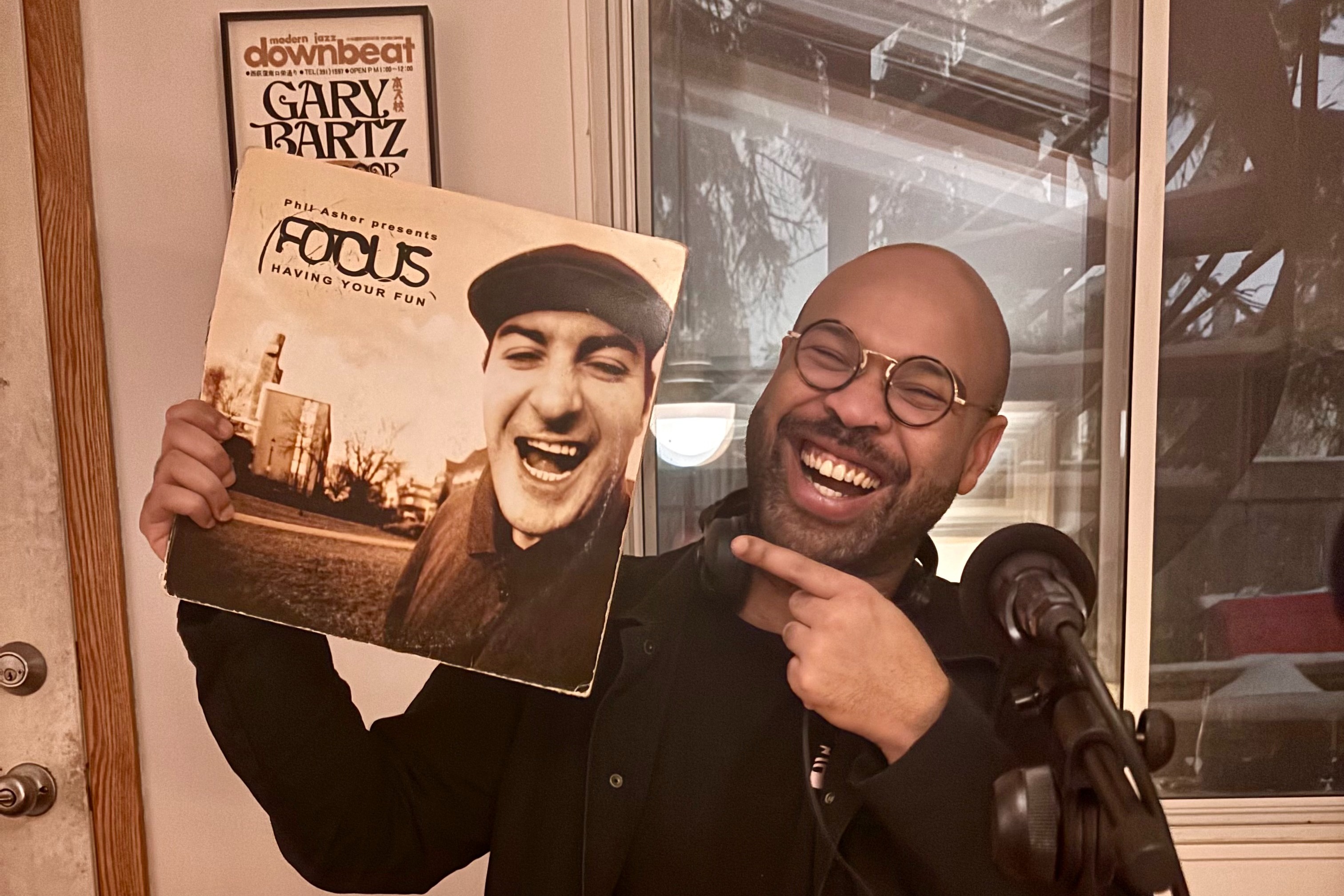 Outsiders: BACK 2 U (Hosted by Lexis) w/ Fred