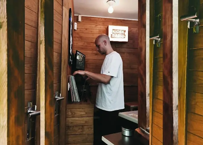 Musical Adventure w/ Hill Men