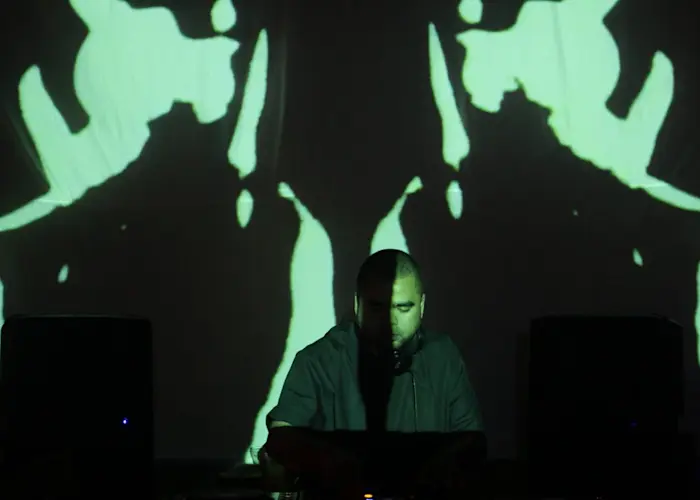 Outsiders: Dekadenz Records w/ Jonathan Kusuma