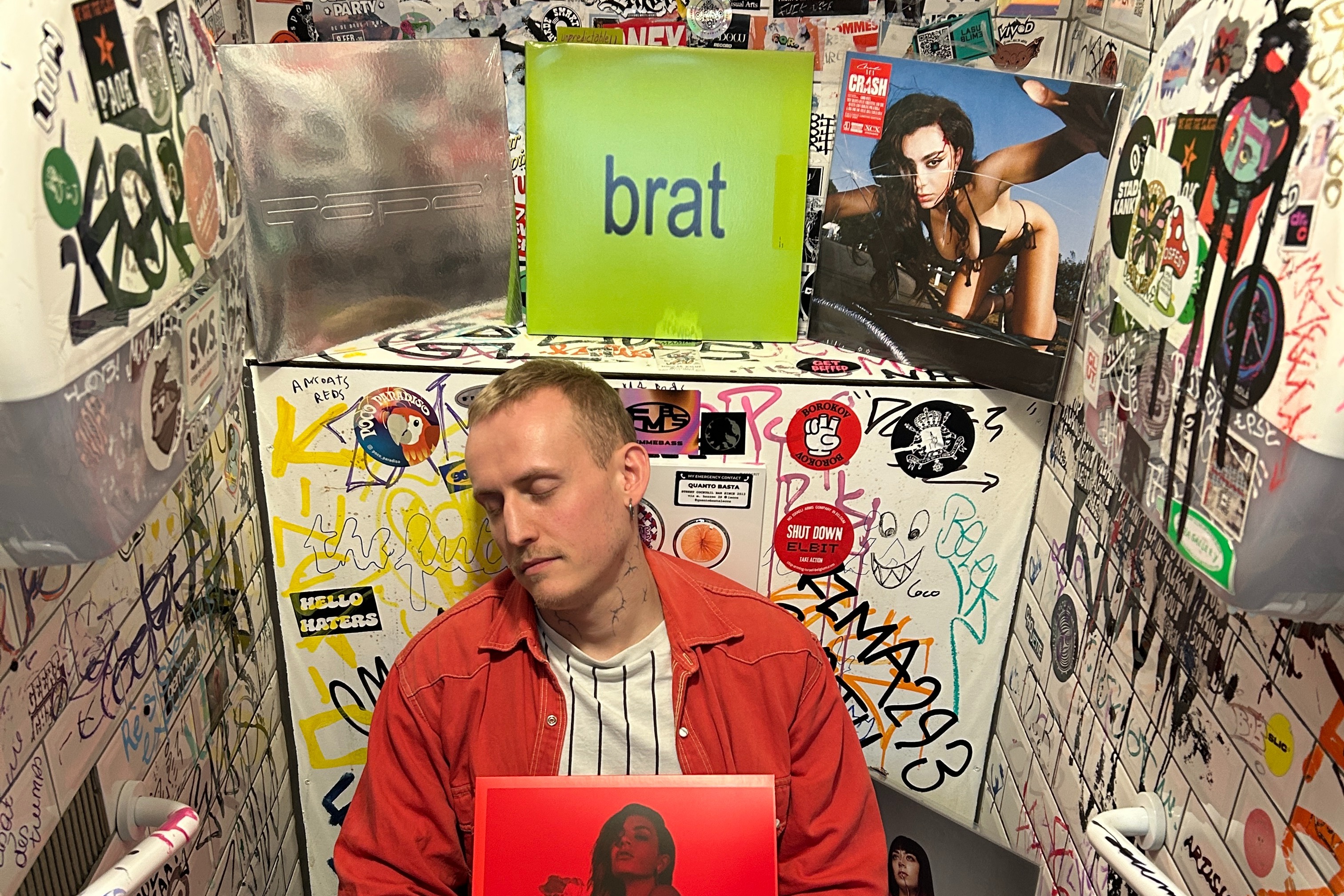  It's Never Too Late To Stan: Charli XCX w/ Fake Moss