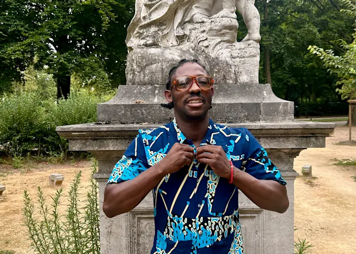 Collectif Chanoirs invites Akollor