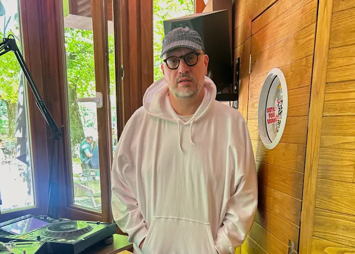 EEMAIL w/ Lawrence Le Doux