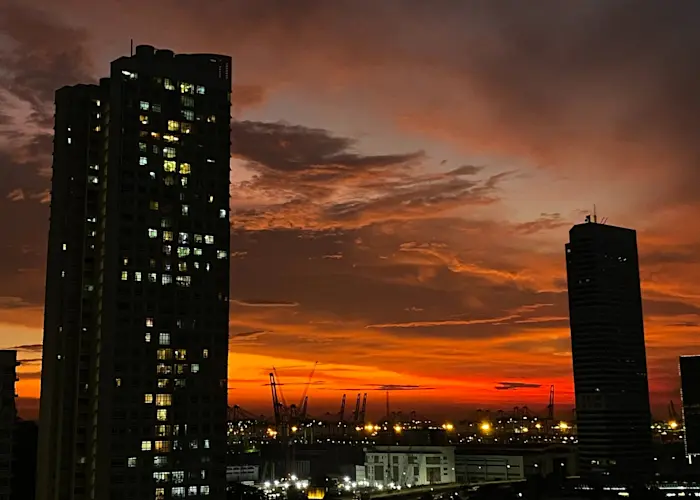 Outsiders: Darker Than Wax w/ Dean Chew & The Weatherman