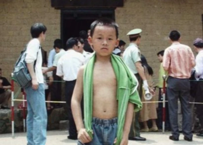 Outsiders: Invisible City w/ Swee