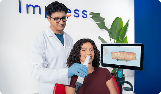 Radiografía panorámica y escáner 3D con un ortodoncista.