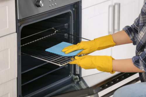 how to clean your oven