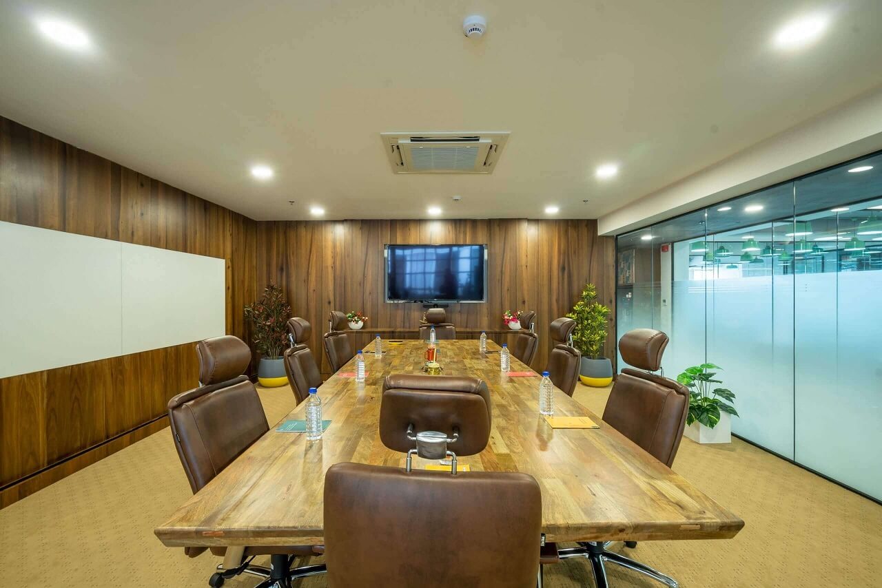 Best Small Meeting Rooms in Noida for Interviews 