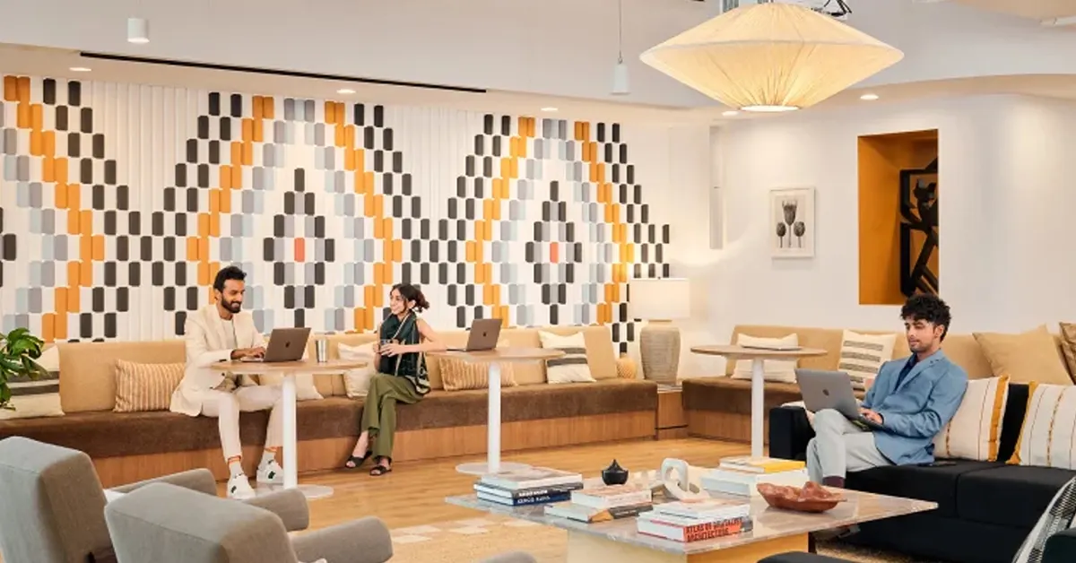 GoFloaters vs WeWork: Which Is Better for Booking a Meeting Room in India?