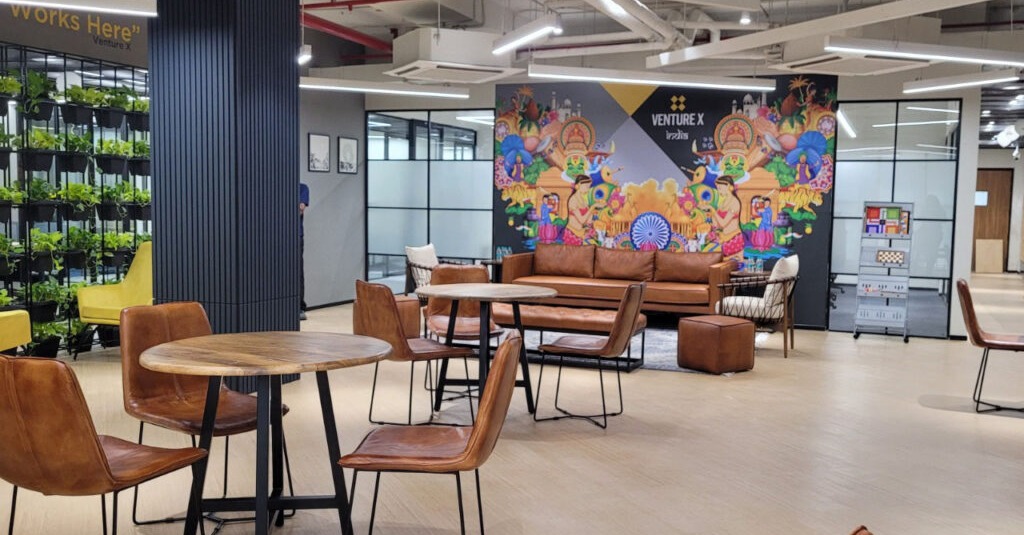 Virtual Office vs. Physical Office: What Works Best for SMEs?