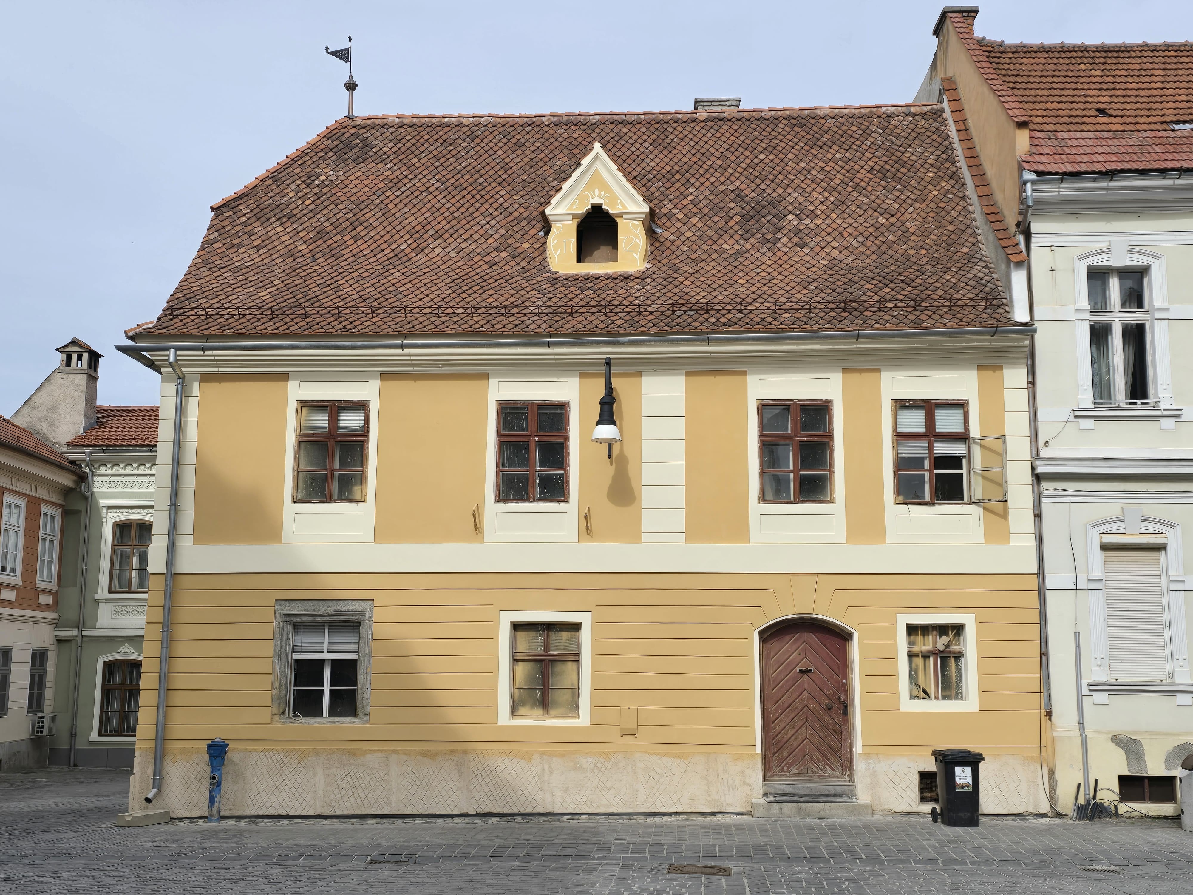 WhatsApp Image 2025-05-29 at 17.00.11