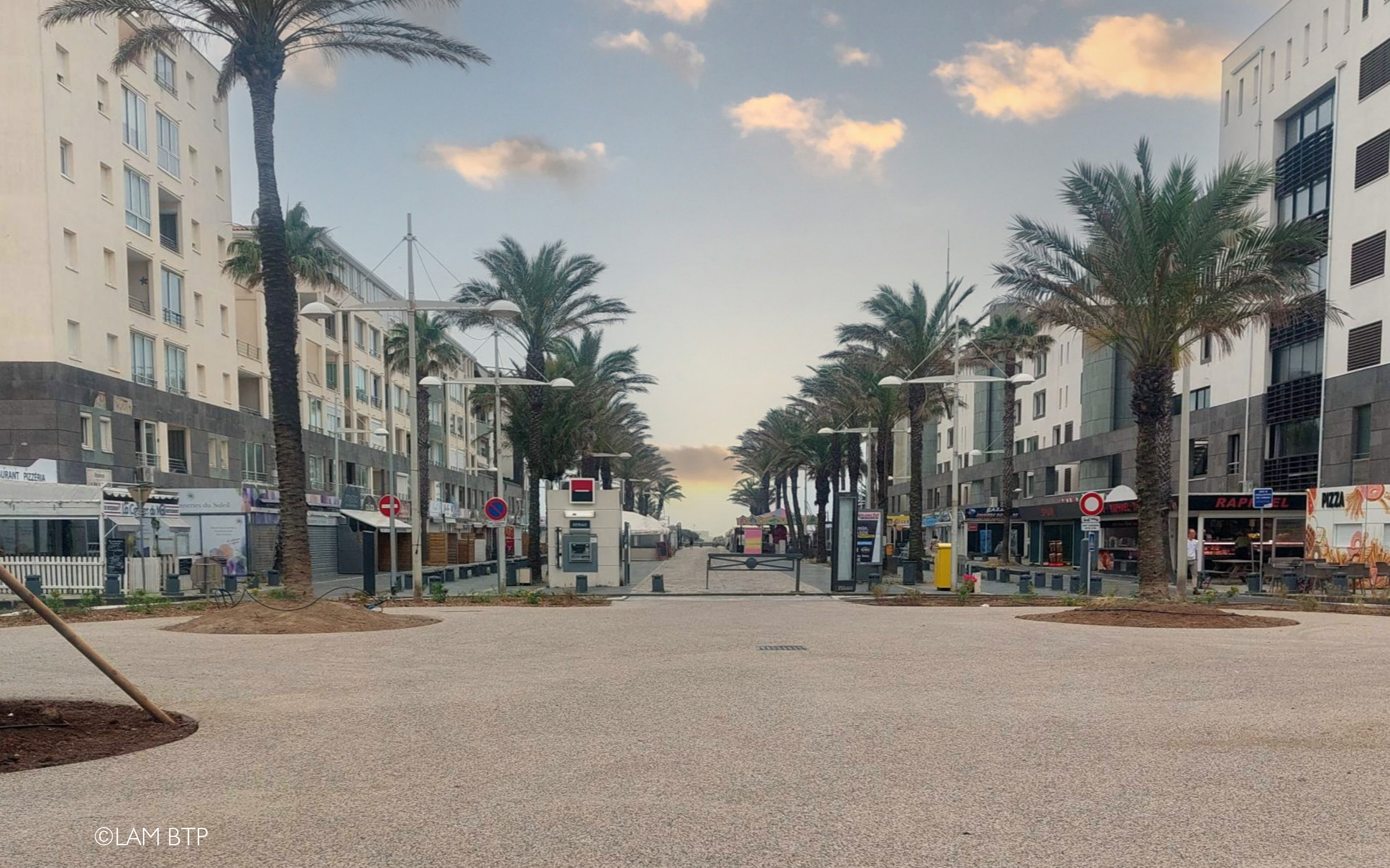 Bton dsactiv en cur de ville  Agde