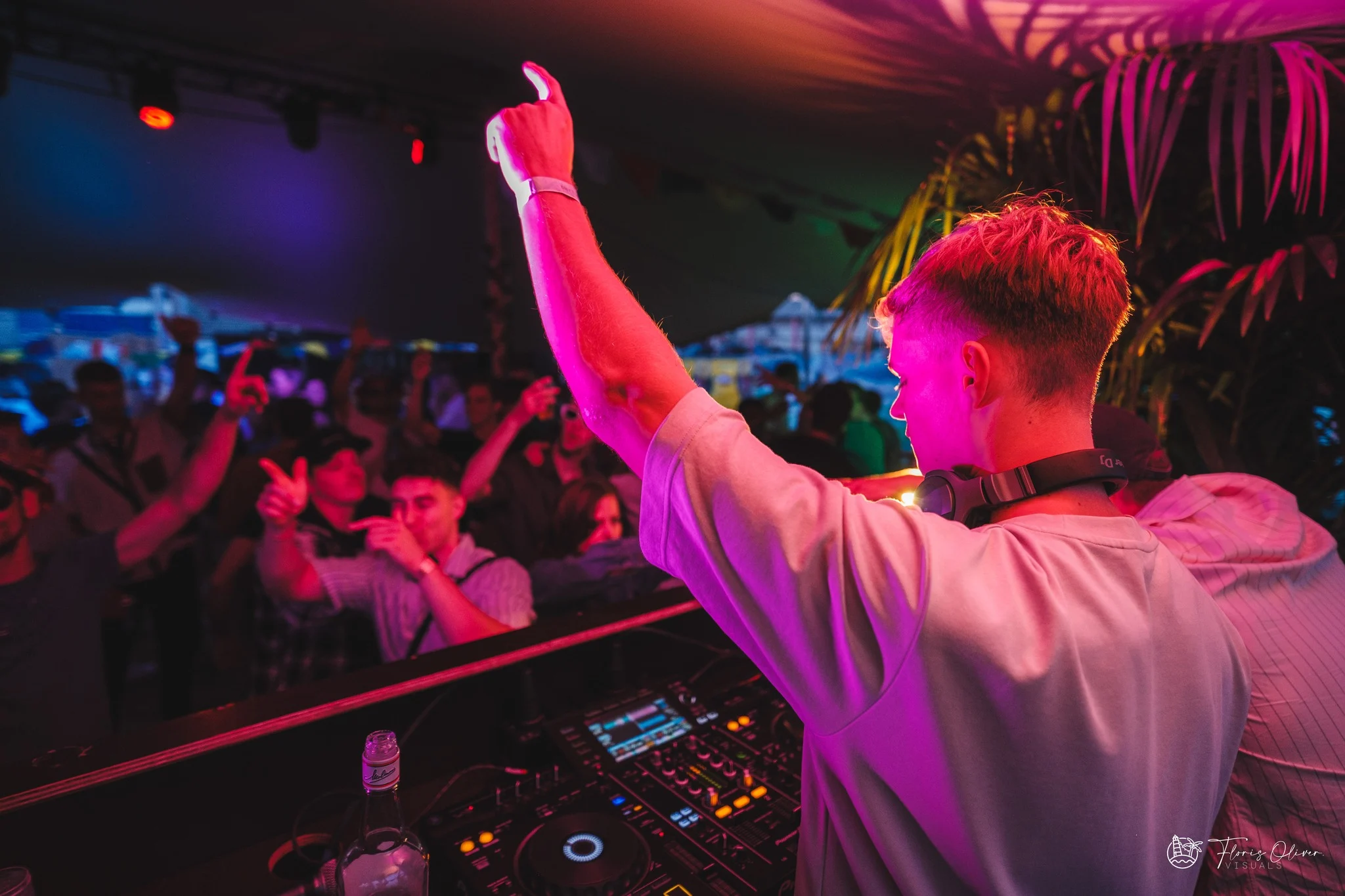 Voorproefje Stranded & sHaring The City